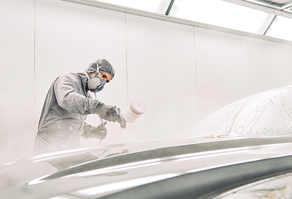 Join the Phil's Body Shop team in Rosemount MN
